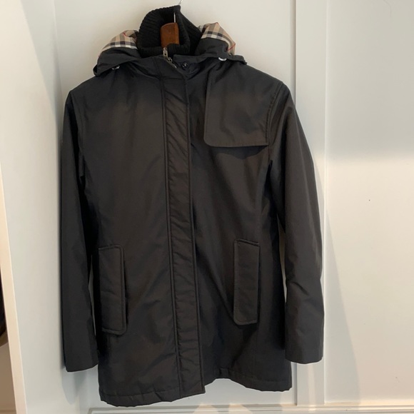 Women’s Burberry coat size xs used but very good condition - Picture 1 of 7